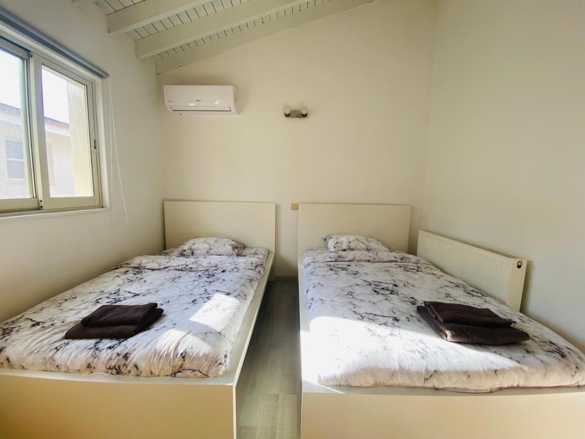 Gaia - 4 Bedroom House In Ларнака Экстерьер фото